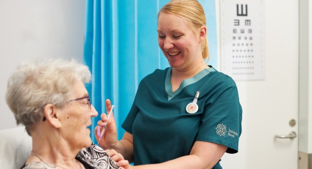 Rokotusajat annetaan sekä verkossa että puhelimitse rokotusjärjestyksen mukaisesti 