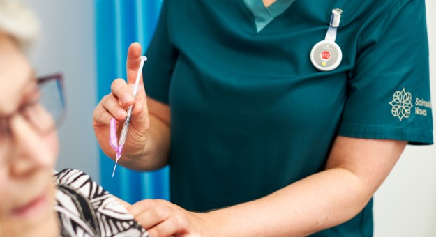 Joukkorokotuspäivät 65 vuotta täyttäneille ja voimakkaasti immuunipuutteisille sekä raskaana oleville ja alle 7-vuotiaille lapsille lauantaina 8.11.