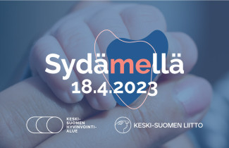 Sydämellä-tapahtuman tunnuskuvassa on lapsen ja aikuisen kädet kietoutuneet yhteen.