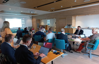 Keski-Suomen hyvinvointialueen aluehallitus kokouksessaan syyskuussa 2023.