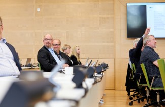 Aluevaltuuston kokous