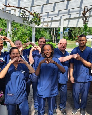 Tarhialan ikääntyneiden yksikössä työtä tehdään ilolla