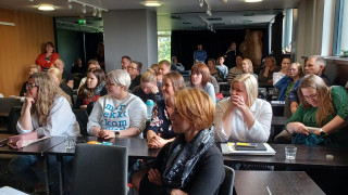 Itä-Suomen yhteistyöalueen edustajia verkostoitumispäivillä.