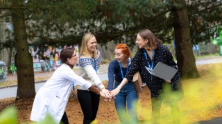 Hyvin toimiva työyhteisö on suuri voimavaratekijä