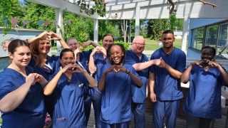 Tarhialan ikääntyneiden yksikössä työtä tehdään ilolla